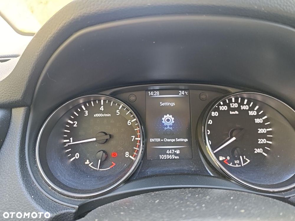 Nissan Qashqai 1.2 DIG-T Visia EU6 - 17