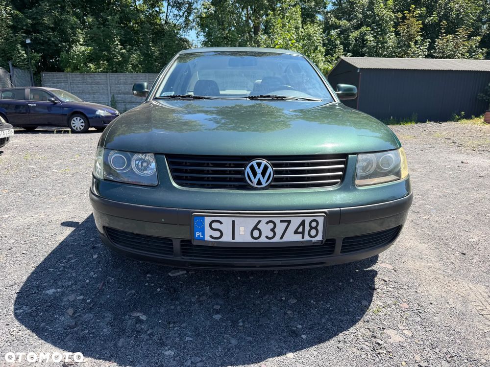 Volkswagen Passat - 8