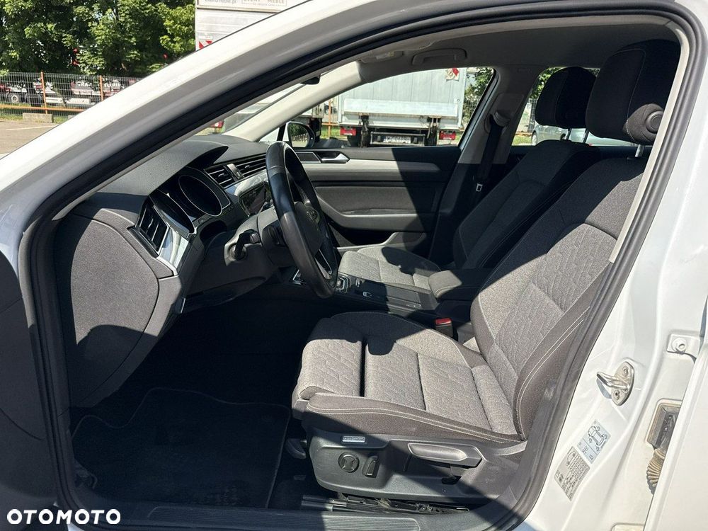 Volkswagen Passat 1.5 TSI EVO Business DSG - 11