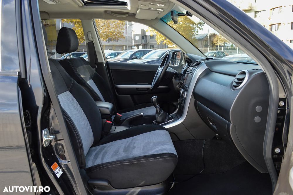 Suzuki Grand Vitara 1.9 DDiS Comfort DPF - 25