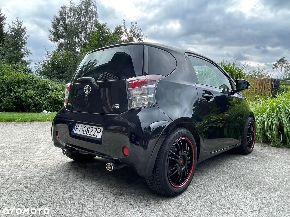 Toyota iQ 1.33 - 23
