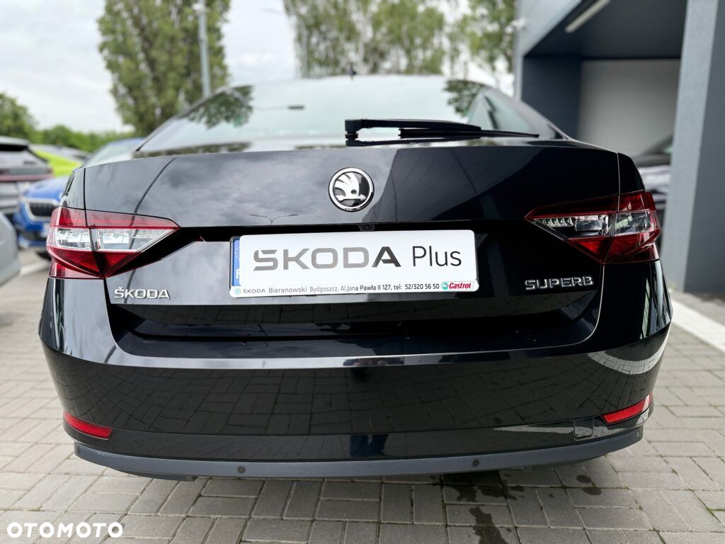 Skoda Superb 2.0 TDI Style DSG - 6