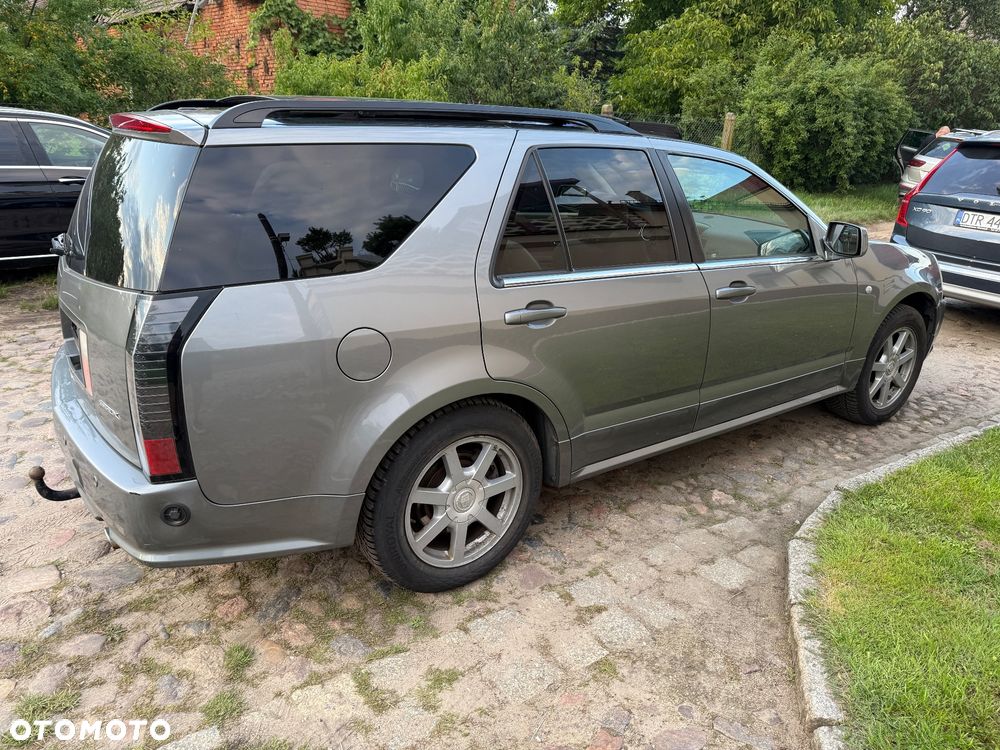Cadillac SRX - 6