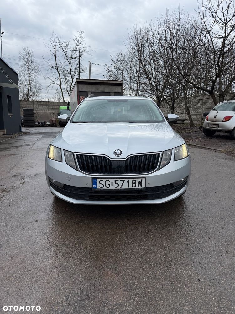 Skoda Octavia 1.6 TDI SCR Ambition - 5
