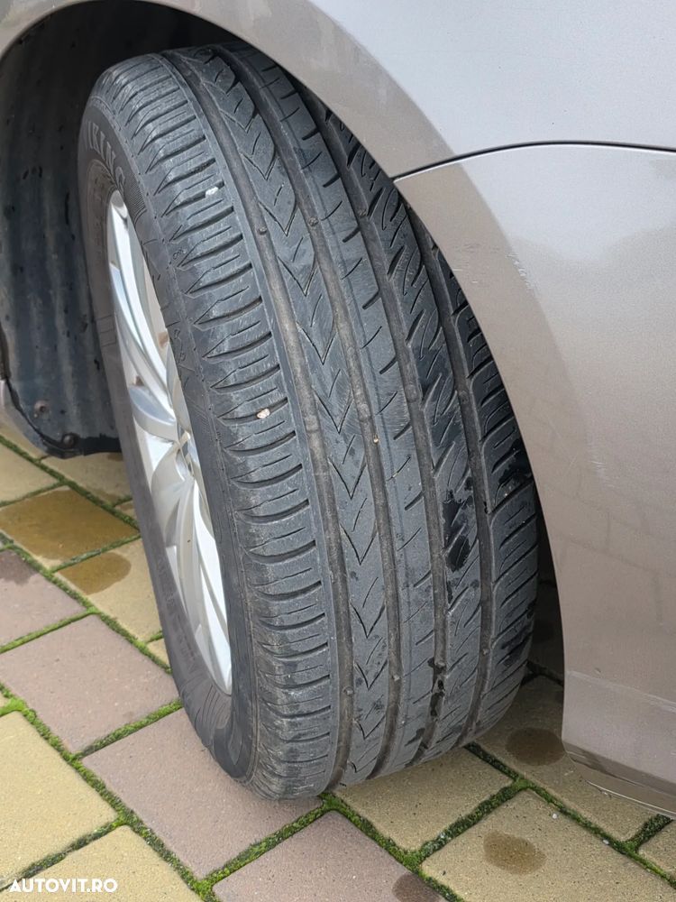 Volkswagen Passat 2.0TDI Highline DPF - 5