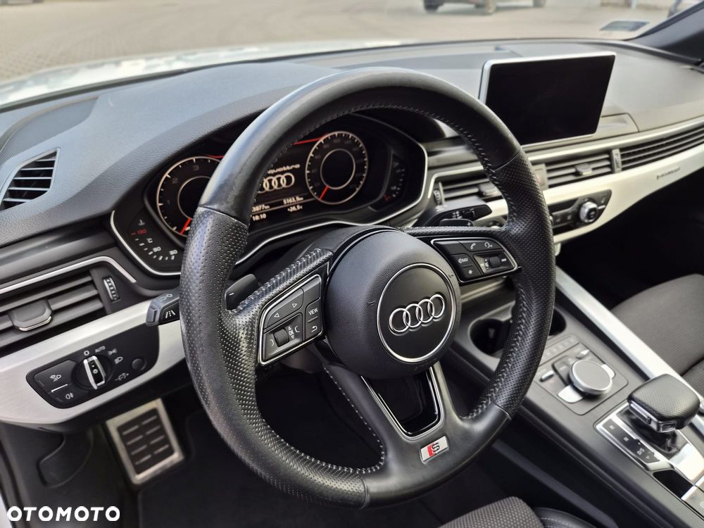Audi A4 Limousine 2.0 TDI Quattro Sport S tronic - 31