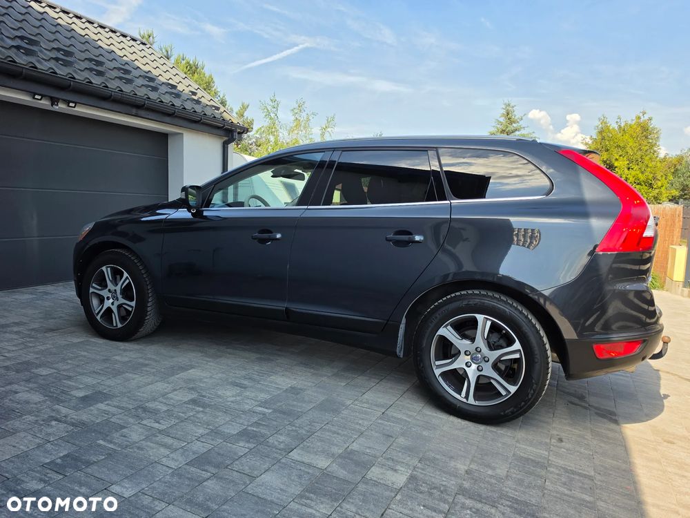 Volvo XC 60 - 4