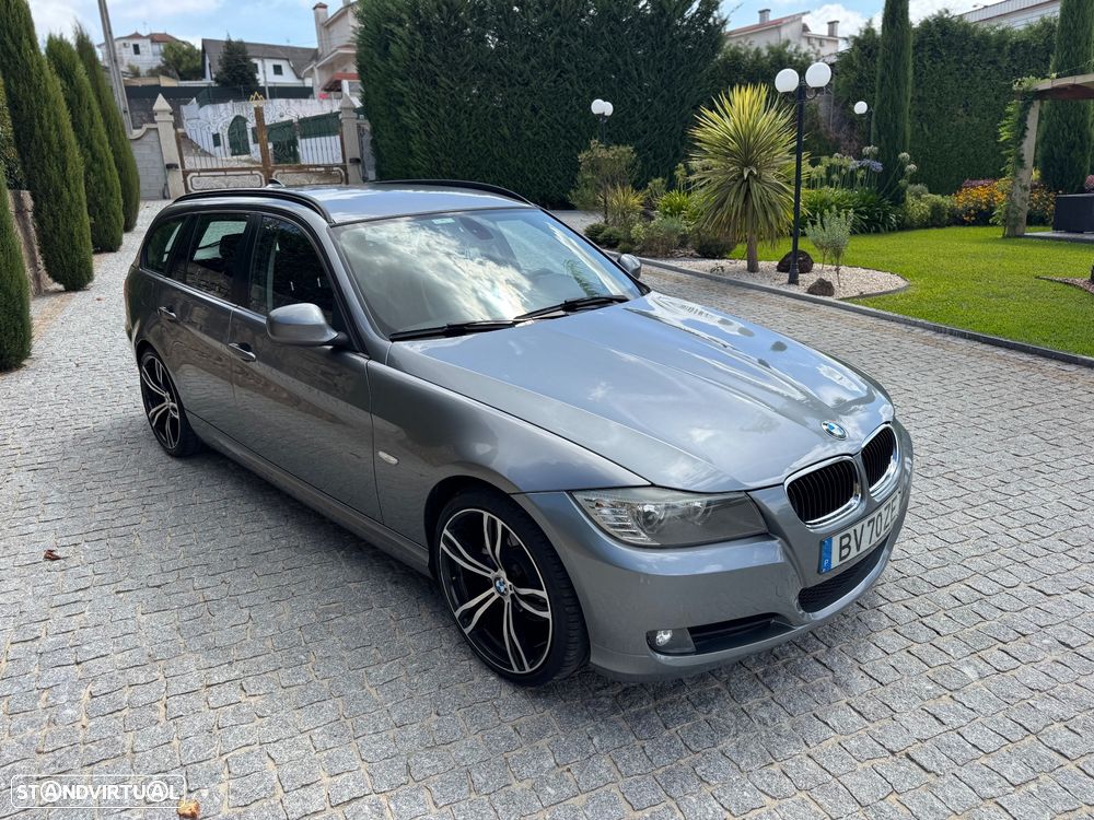 BMW 318 d Touring Navigation Sport - 3