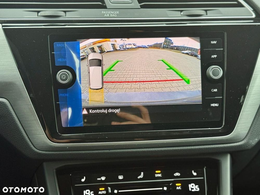 Volkswagen Touran 1.5 TSI EVO Comfortline Plus DSG - 12