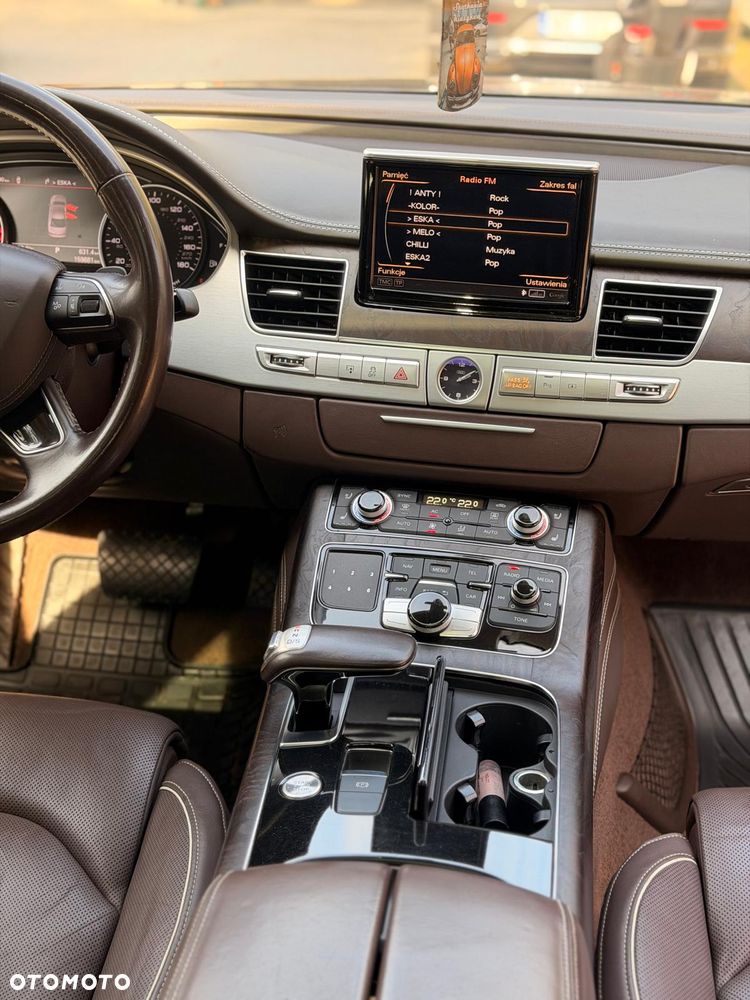 Audi A8 4.2 FSI L Quattro - 11
