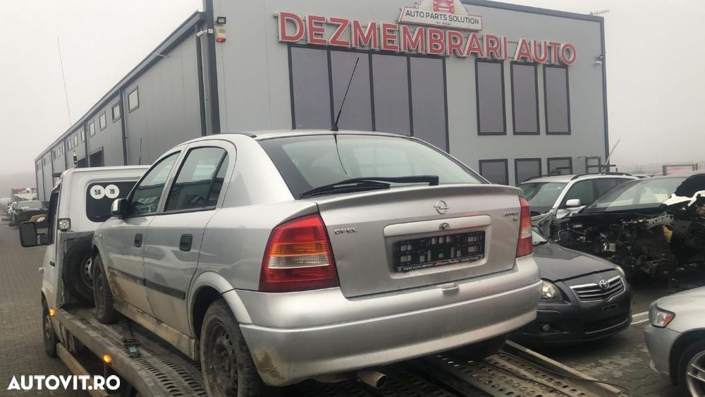 Dezmembram Opel Astra G 1.6 benzina 8 valve an fabr 2001 - 1