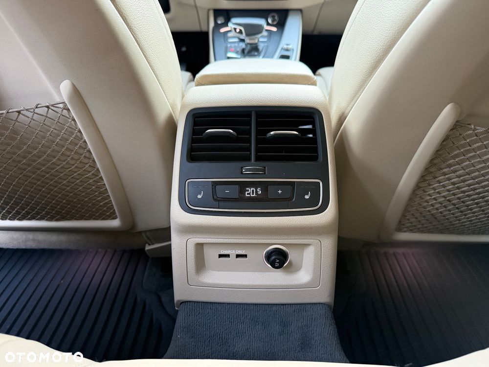 Audi A4 Avant 35 TFSI S tronic - 36