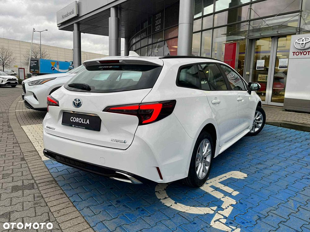 Toyota Corolla 1.8 Hybrid Comfort - 3
