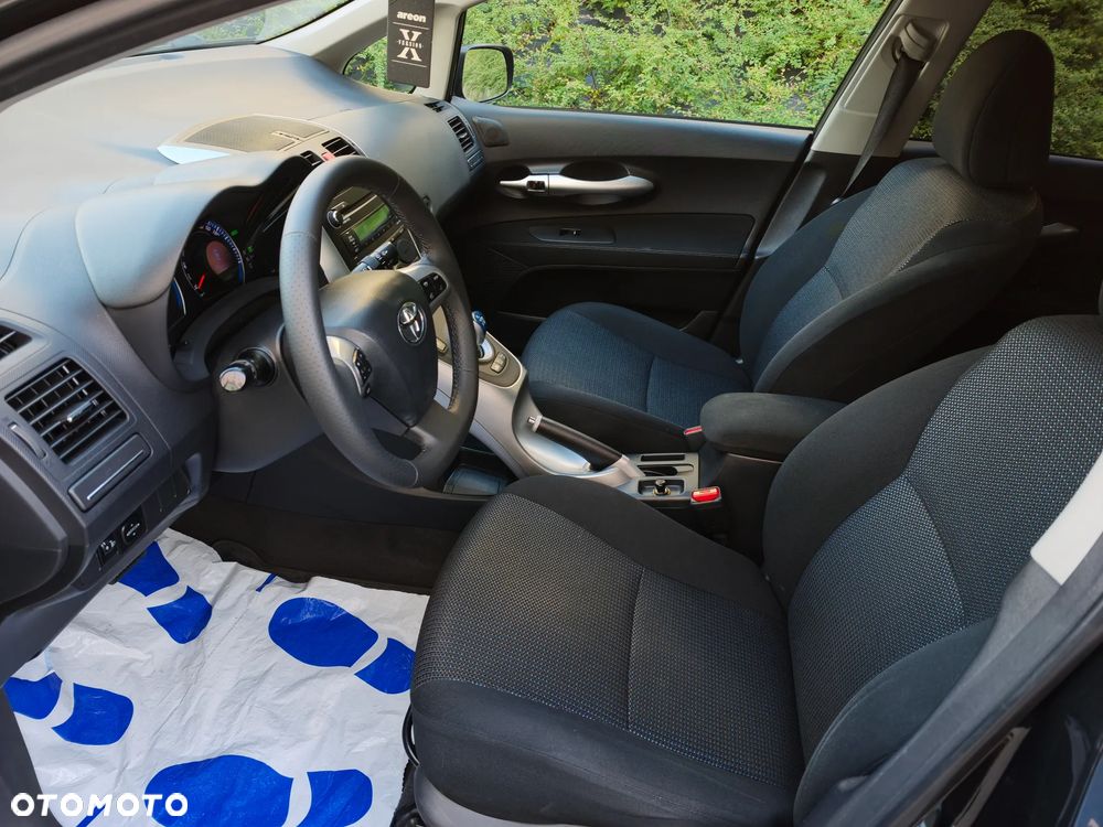 Toyota Auris - 26