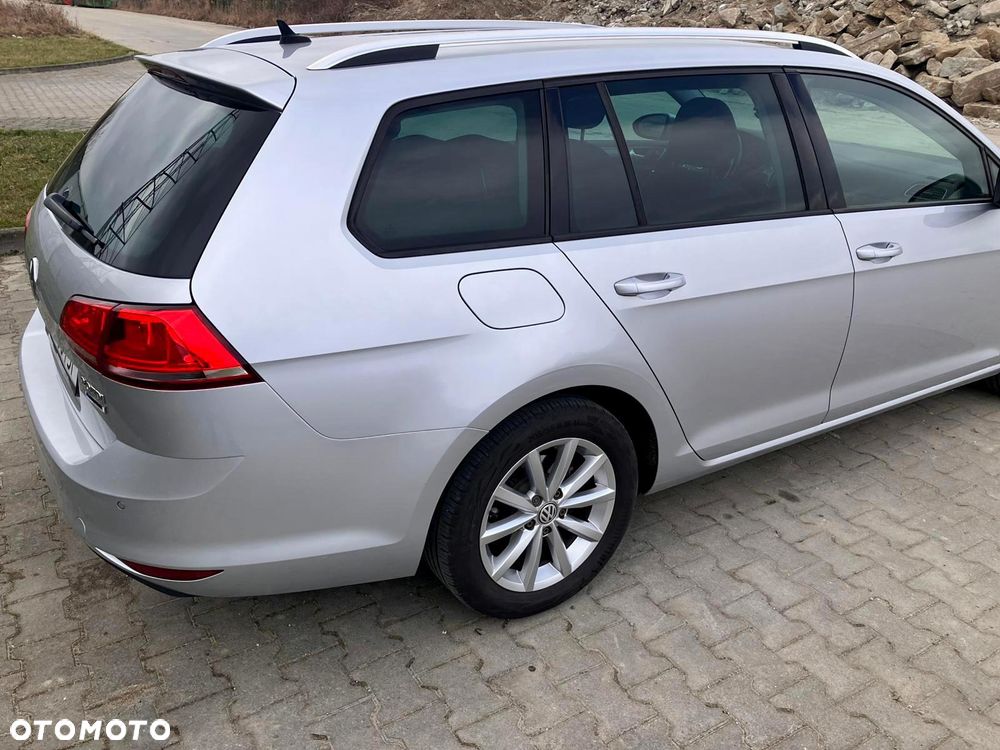 Volkswagen Golf 2.0 TDI BlueMotion Technology Lounge - 7