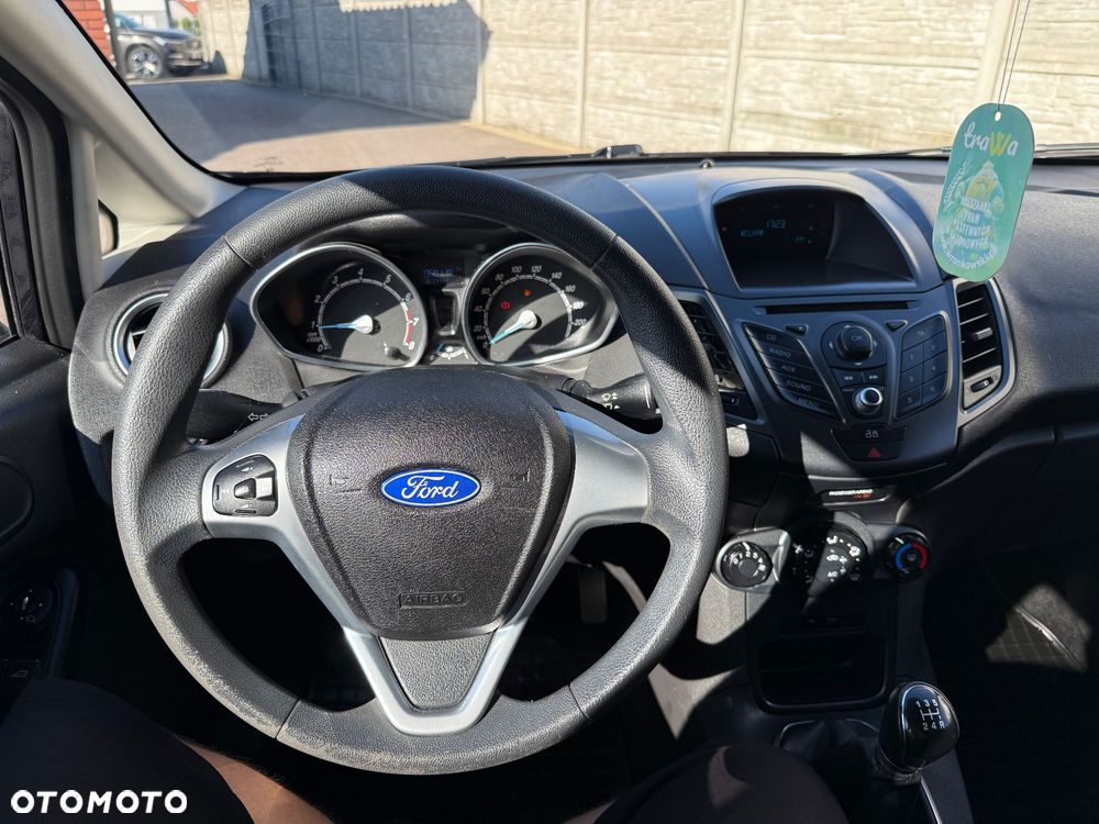 Ford Fiesta - 19
