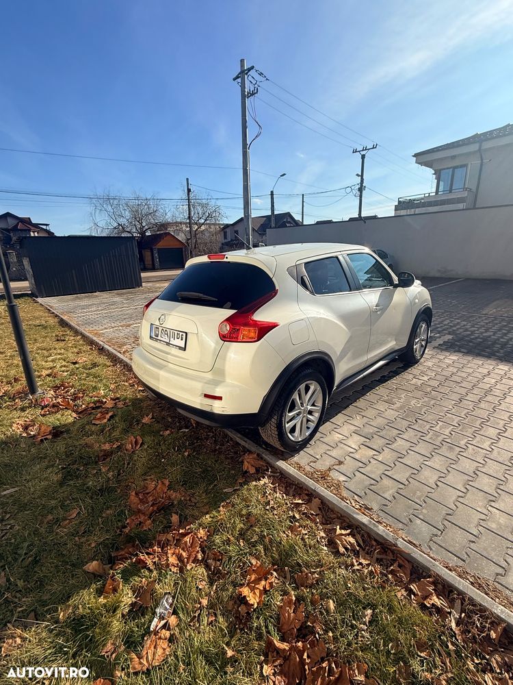Nissan Juke 1.6 DIG-T ALL-MODE 4x4i Xtronic N-Connecta - 4