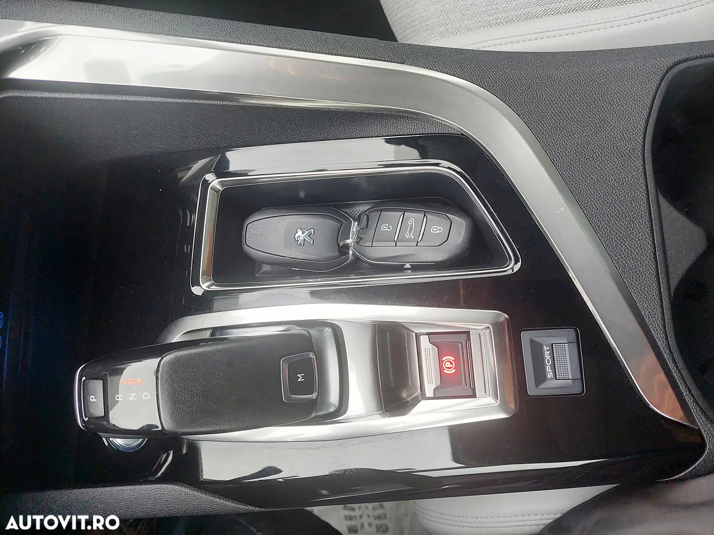 Peugeot 3008 1.2 PureTech 130 EAT8 Allure Pack - 14