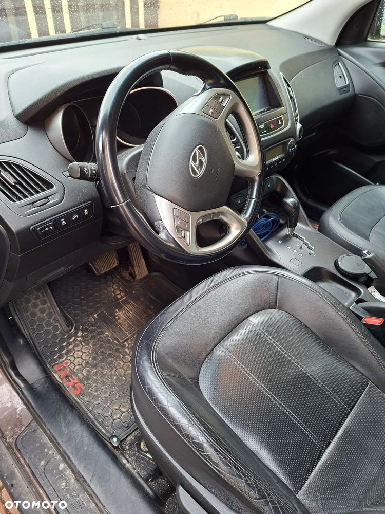 Hyundai Tucson - 2