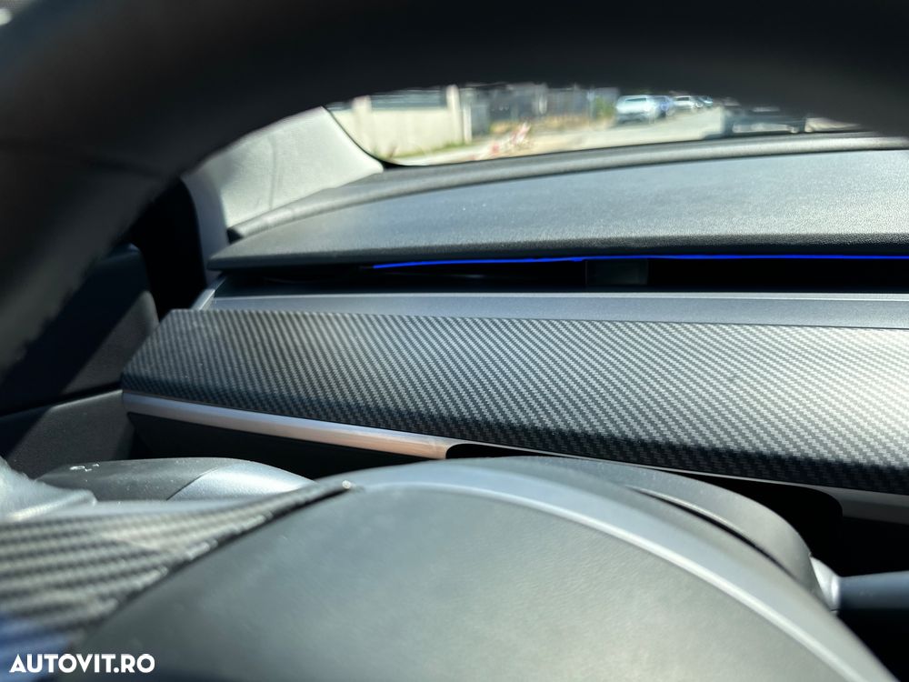 Tesla Model 3 - 23