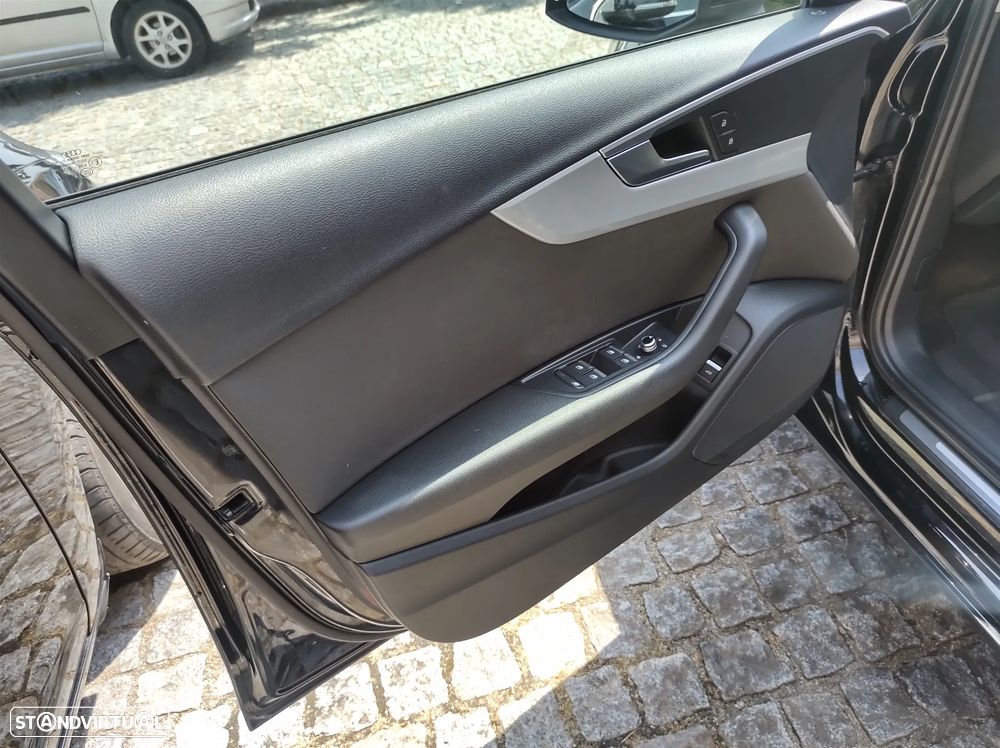 Audi A4 2.0 TDI S tronic design - 12
