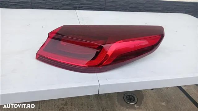 Stop Lampa dreapta spate pe aripa Kia Xceed X-Ceed an 2012 2013 2014 2015 2016 2017 2018 2019 2020 2021 2022 2023 cod 92402-J7300 - 1
