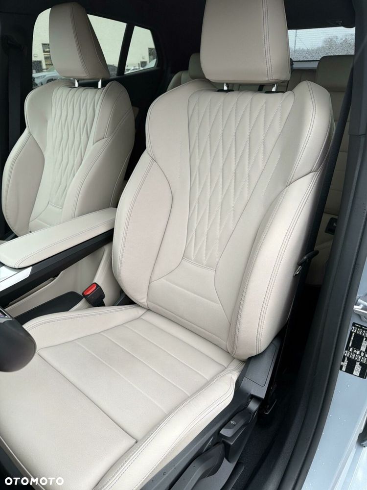 BMW X2 - 12