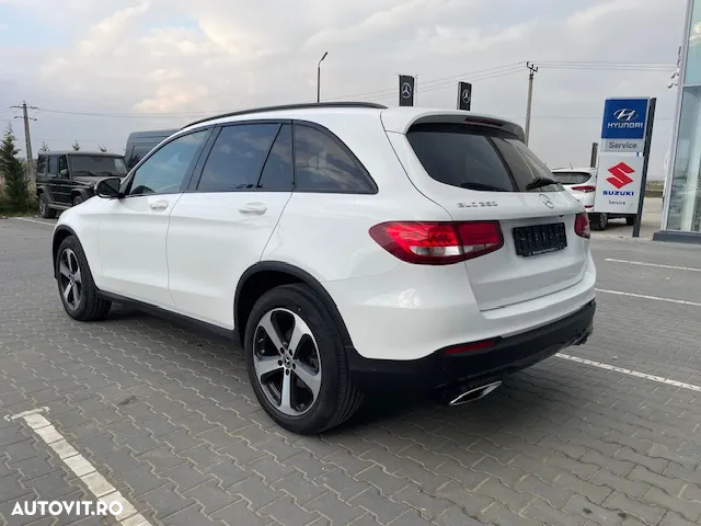 Mercedes-Benz GLC 250 4Matic 9G-TRONIC - 7