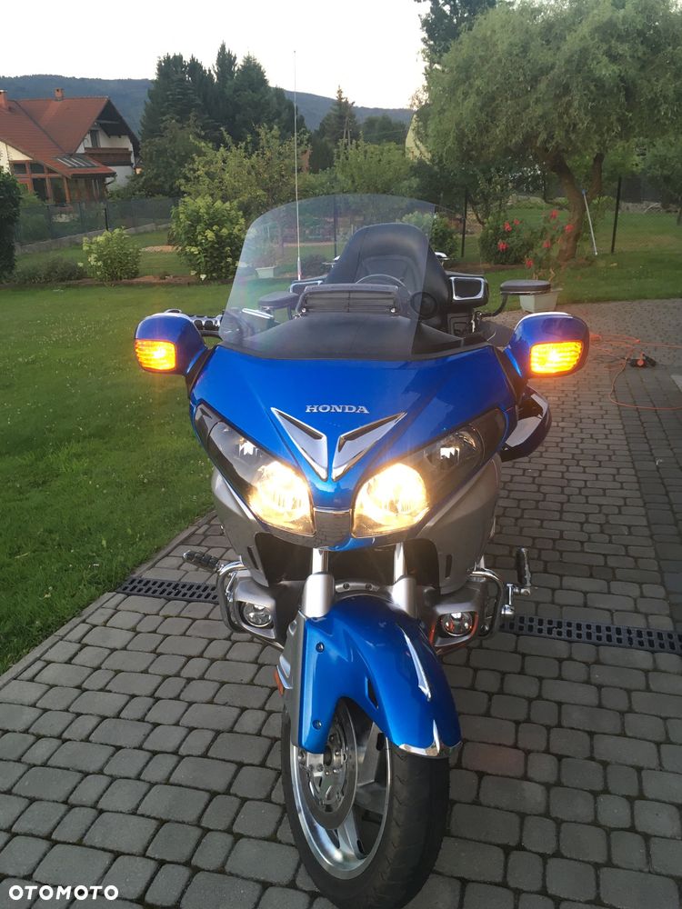 Honda GL - 4