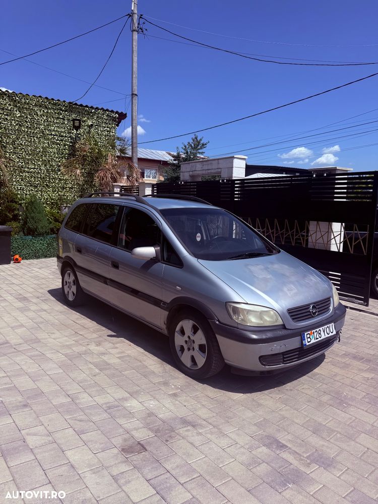 Opel Zafira - 2