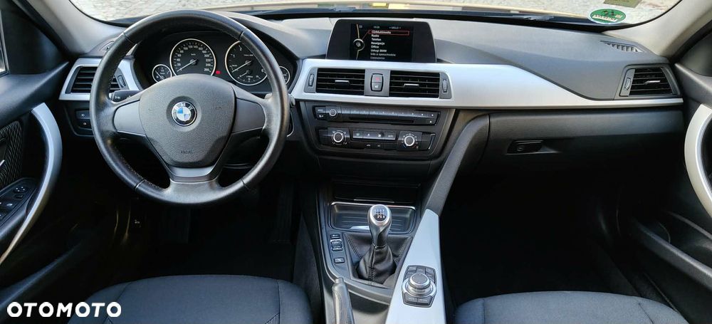 BMW Seria 3 316d - 4