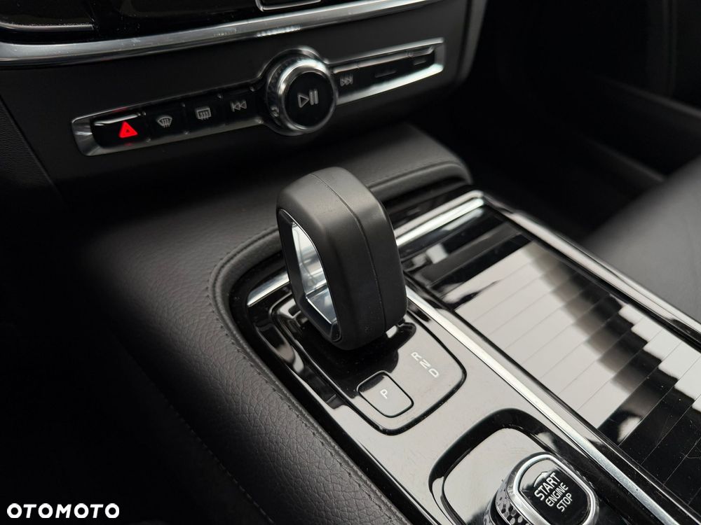 Volvo V90 T6 Recharge AWD Geartronic Inscription - 23