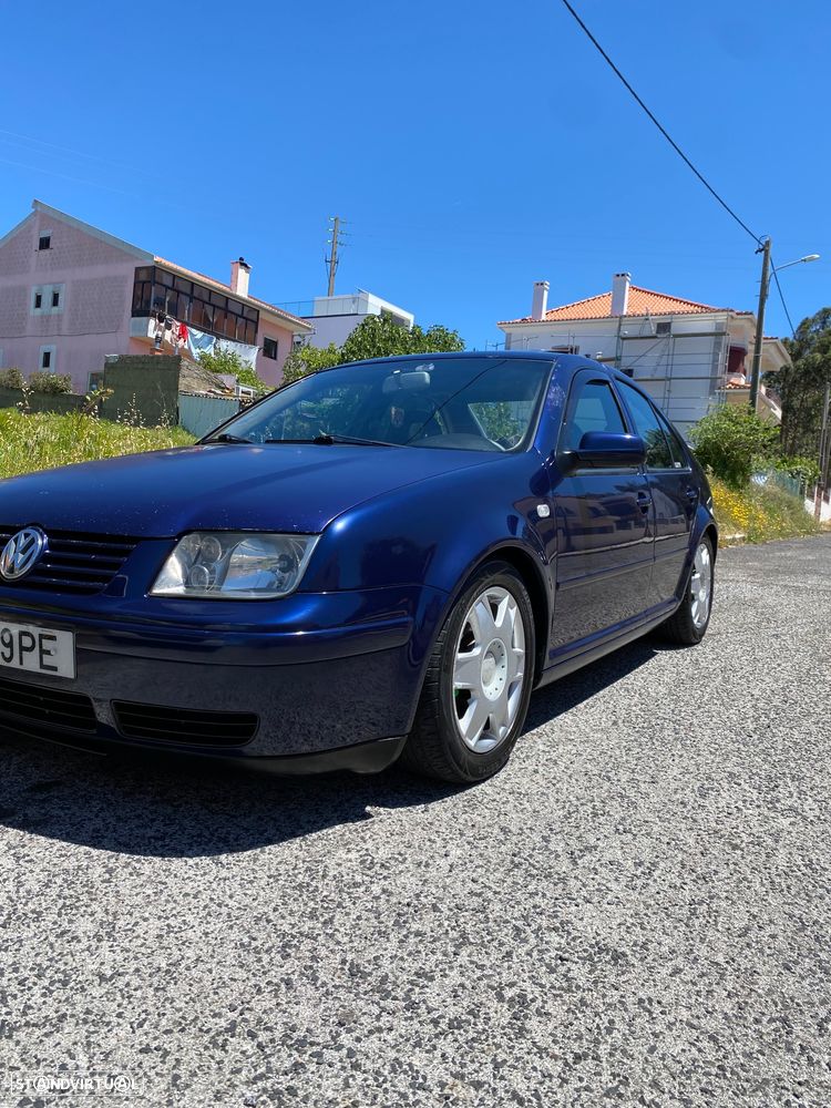 VW Bora 1.9 TDi Highline - 2