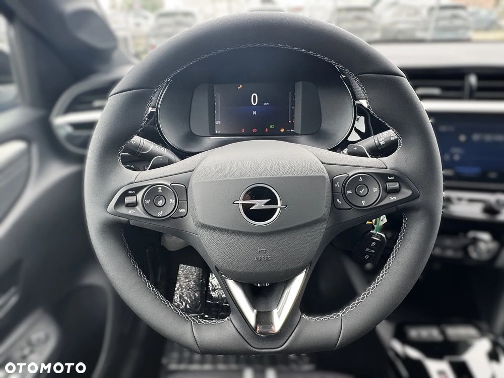 Opel Corsa 1.2 GS S&S - 12