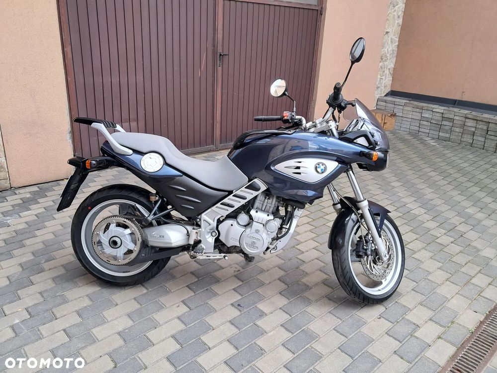 BMW F - 9