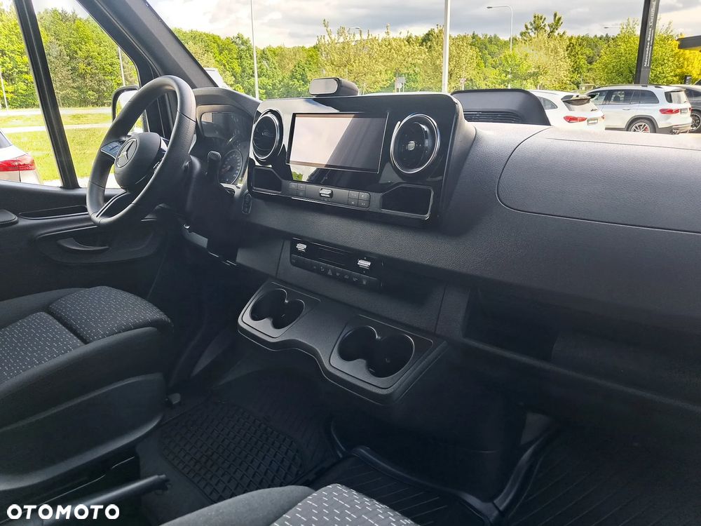 Mercedes-Benz Sprinter 315 CDI TOURER PRO  3665 mm L2H1 - 29