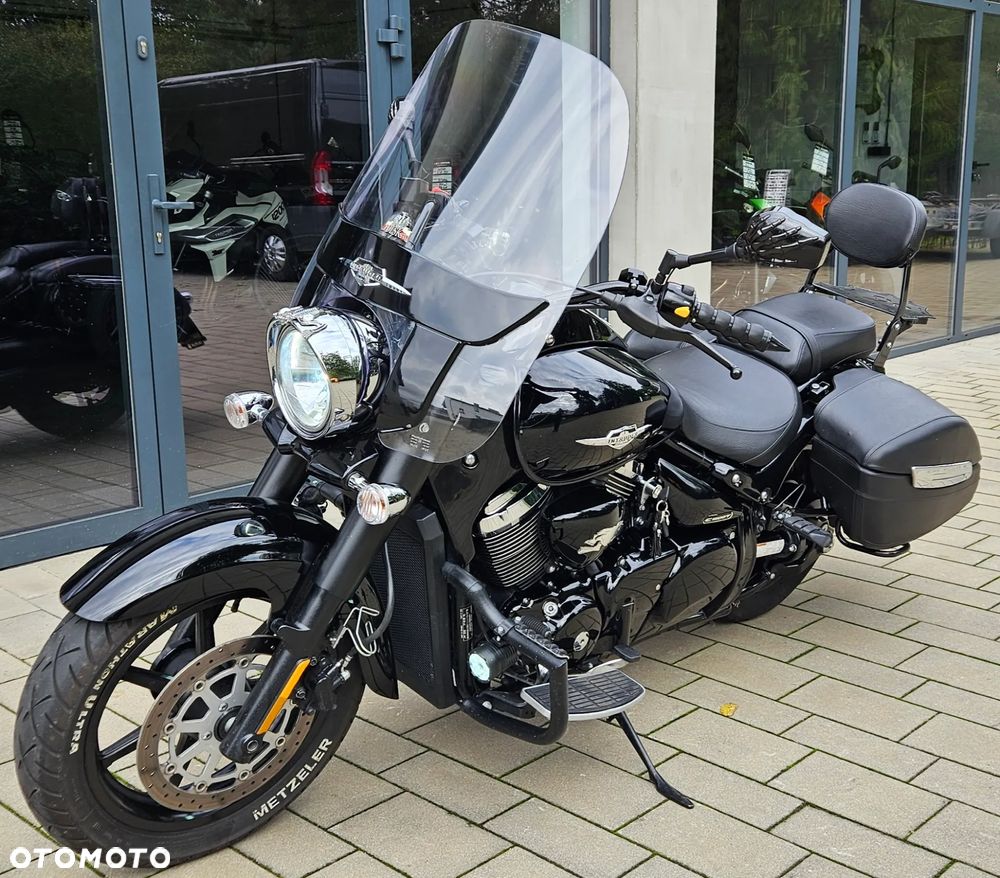 Suzuki Intruder - 9