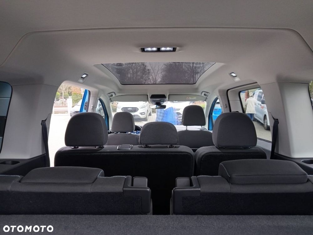Ford Tourneo Connect Grand - 28