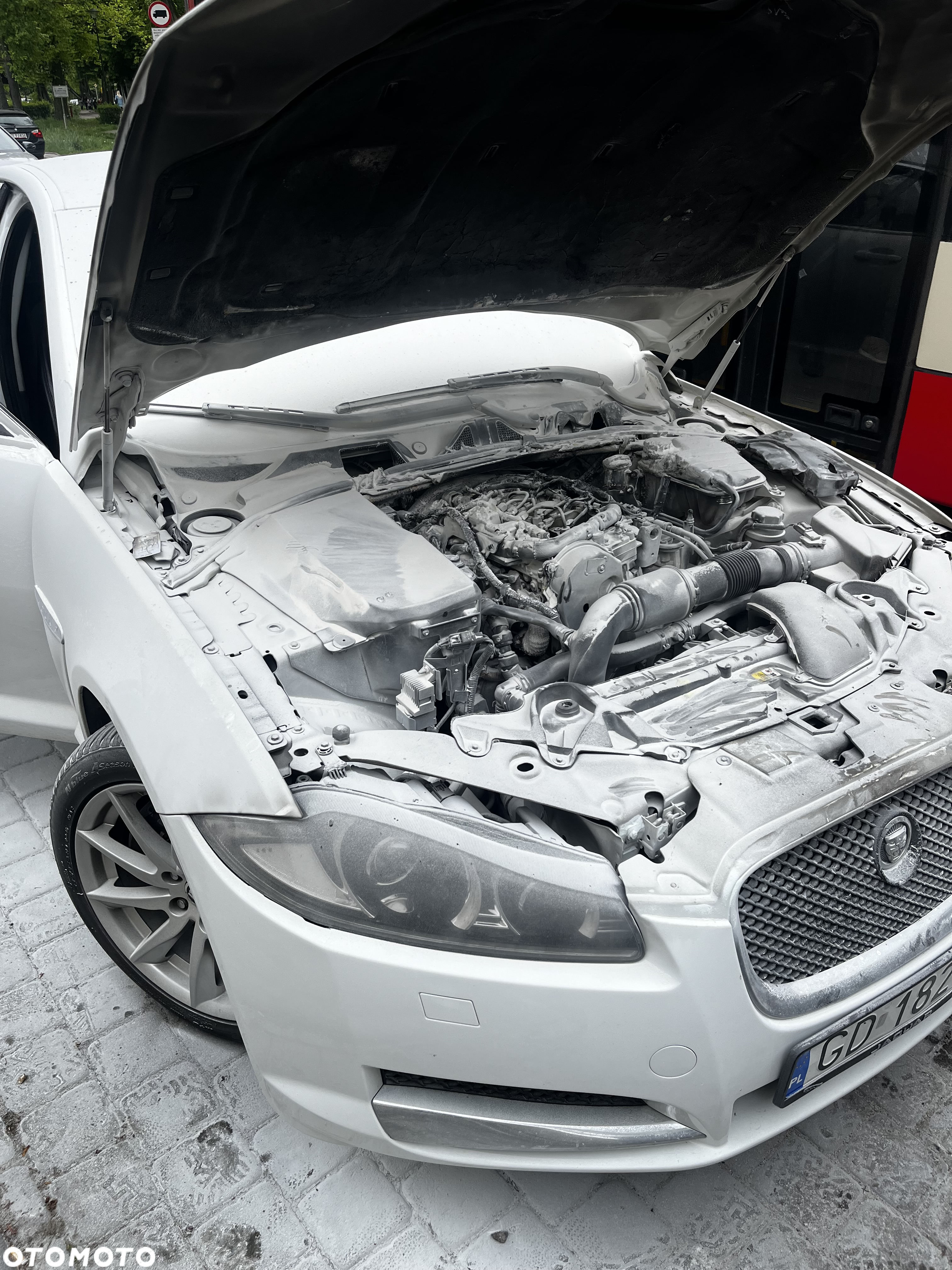 Jaguar XF 2.2 D Luxury - 2