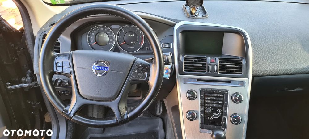 Volvo XC 60 2.4D AWD - 10