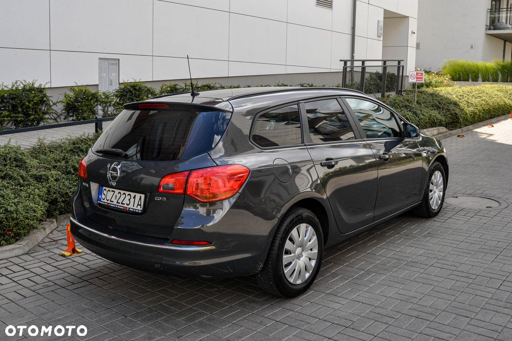 Opel Astra - 4