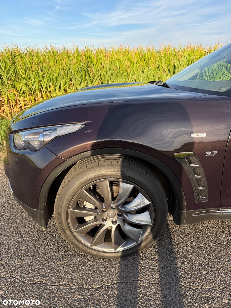 Infiniti QX70 3.7 S Premium EU6 - 21