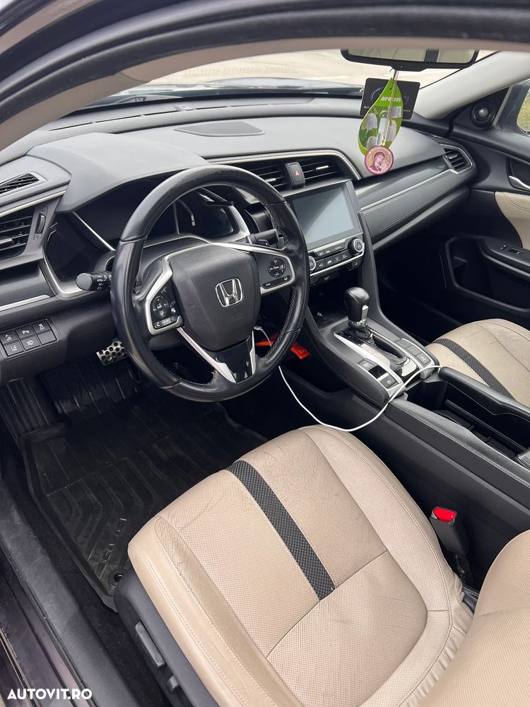 Honda Civic 1.5 VTEC Turbo CVT Elegance Navi - 3