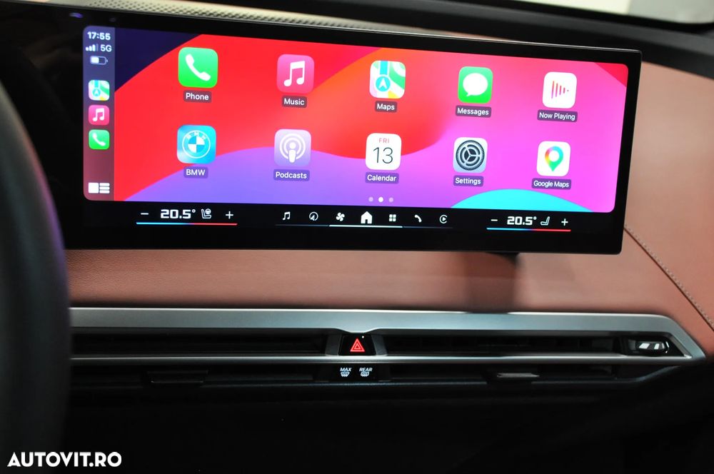 BMW iX xDrive60 - 38