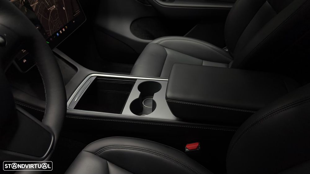 Tesla Model Y RWD - 35