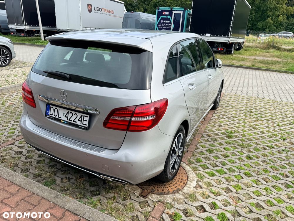 Mercedes-Benz B-Class 2016 photo 4