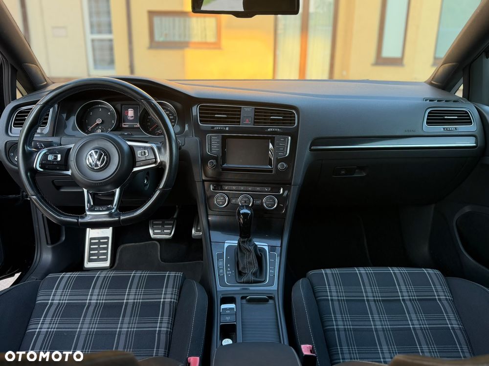 Volkswagen Golf GTD 2.0 TDI SCR DSG - 11