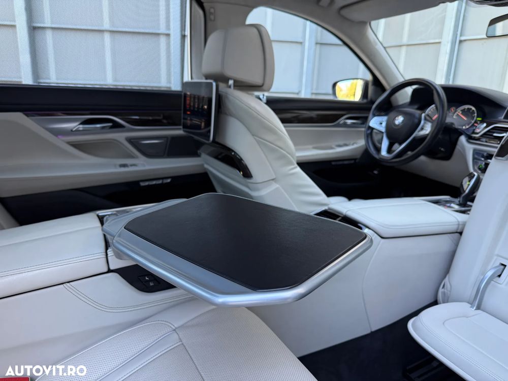 BMW Seria 7 730Ld xDrive - 27