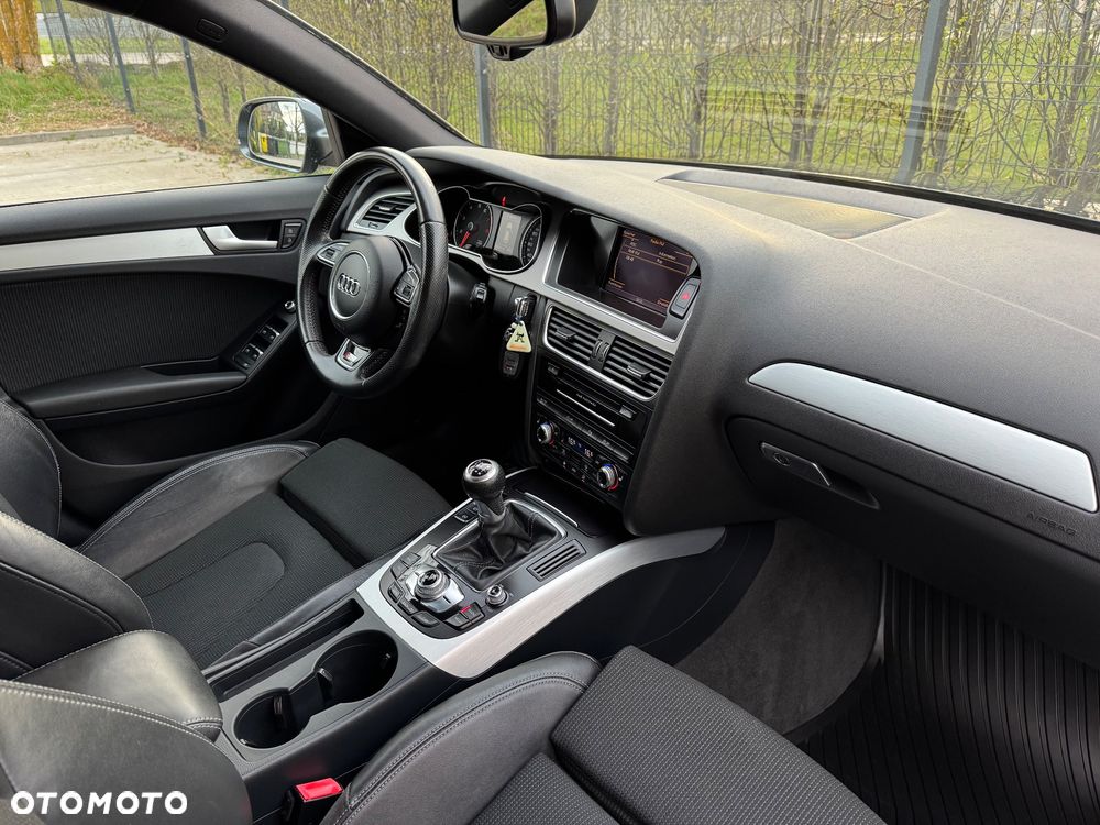 Audi A4 Avant 1.8 TFSI S line Sportpaket - 28