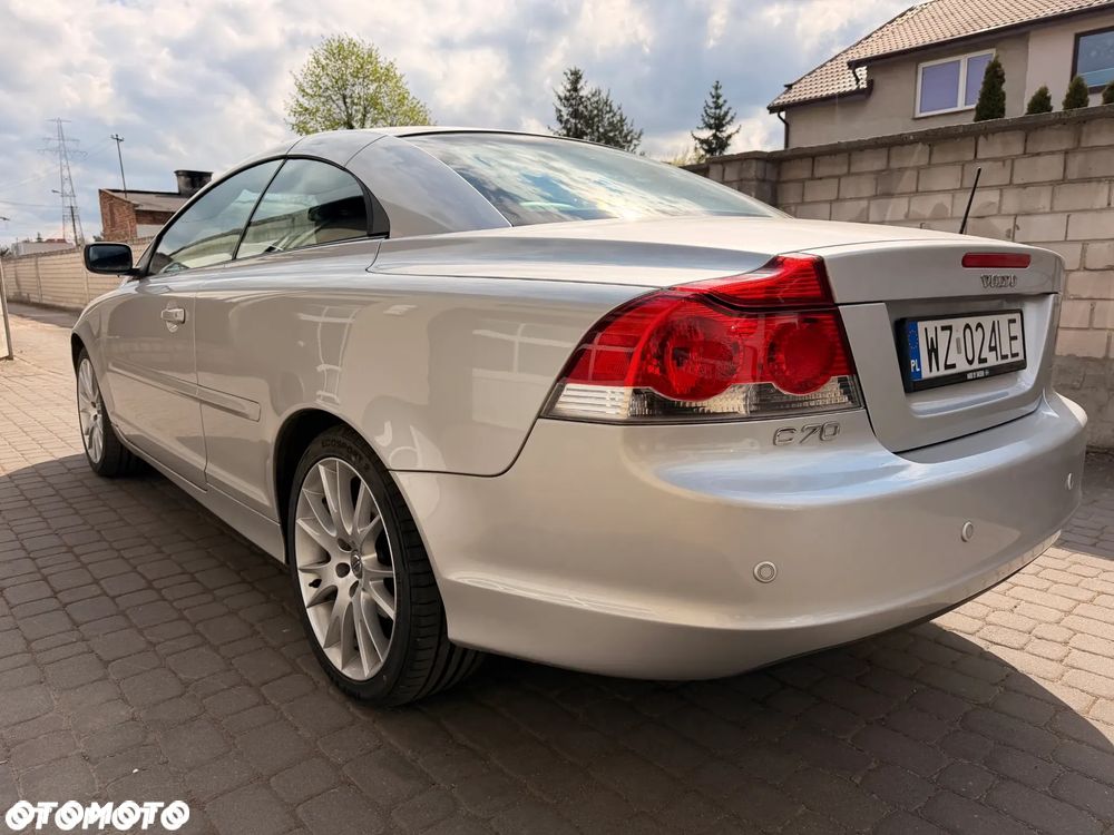 Volvo C70 2.4i Momentum - 5